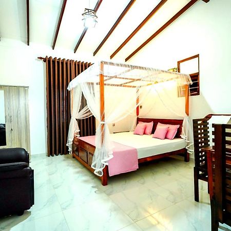 Wavesong Residences Matara Exterior photo