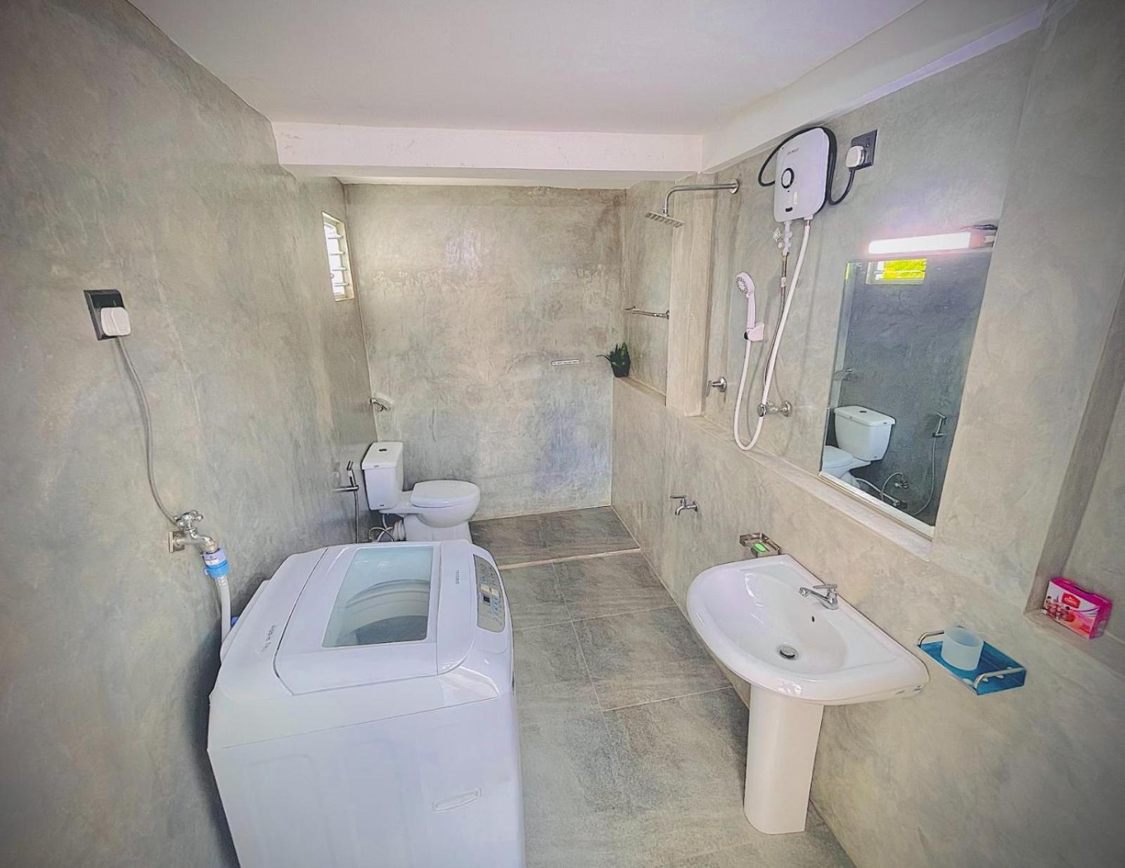 Wavesong Residences Matara Exterior photo