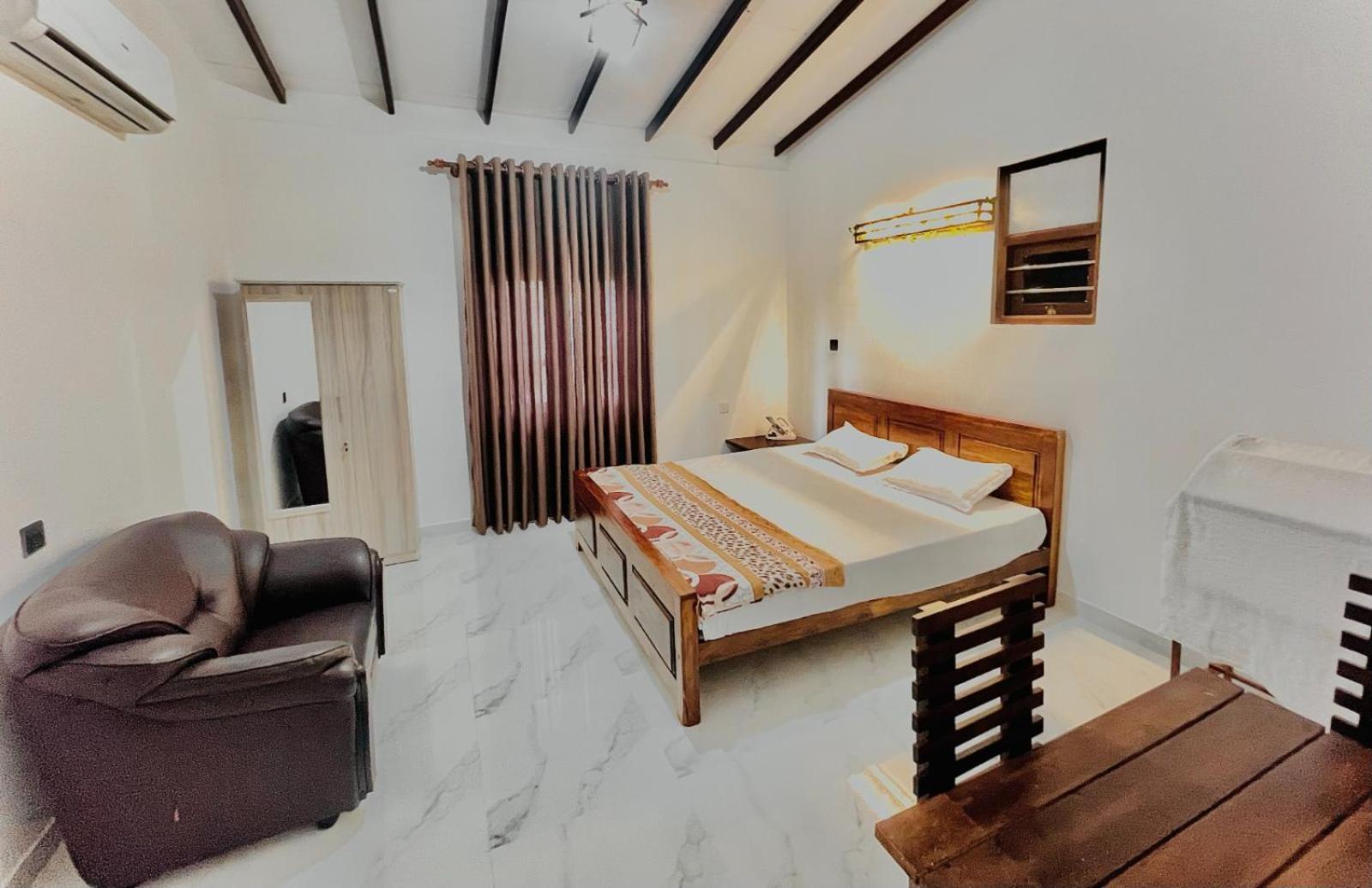 Wavesong Residences Matara Exterior photo