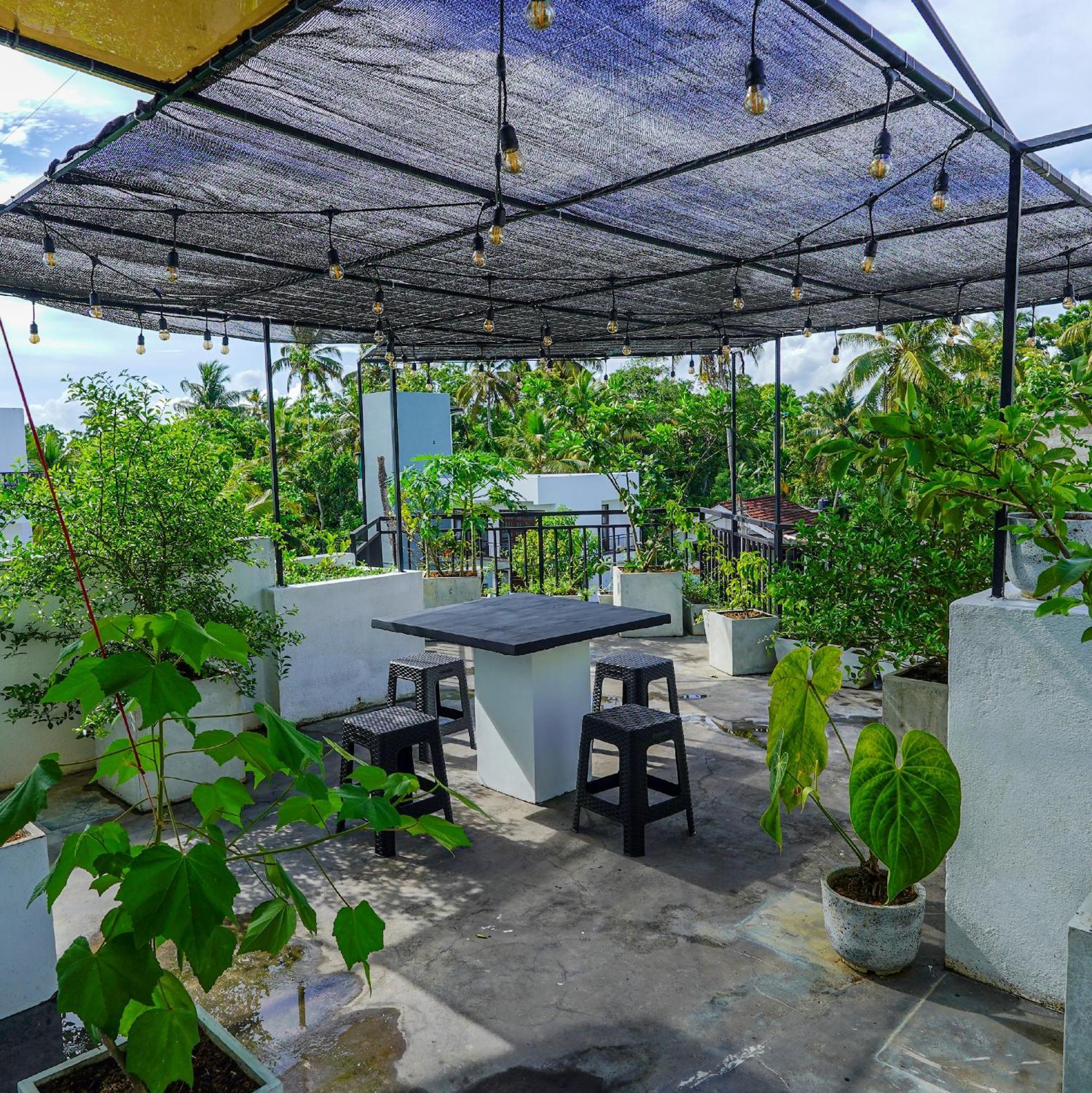 Wavesong Residences Matara Exterior photo